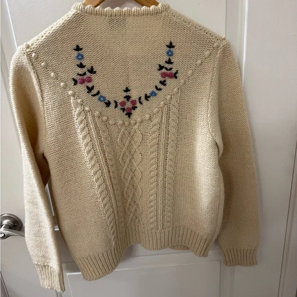 Vintage Tirol Giesswein Made in Austria Pure New Wool Sweater European Size 44 - Picture 2 of 6